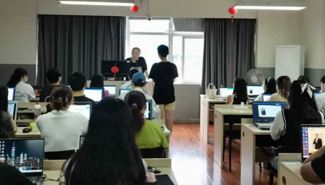 陜西西安精選IT職業(yè)培訓機構前十名單榜首一覽及教育咨詢服務指南